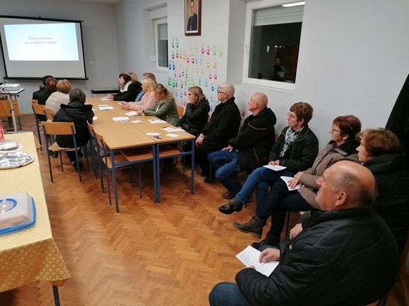 Drugoj teološkoj školi za odrasle prisustvovalo 30-ak vjernika